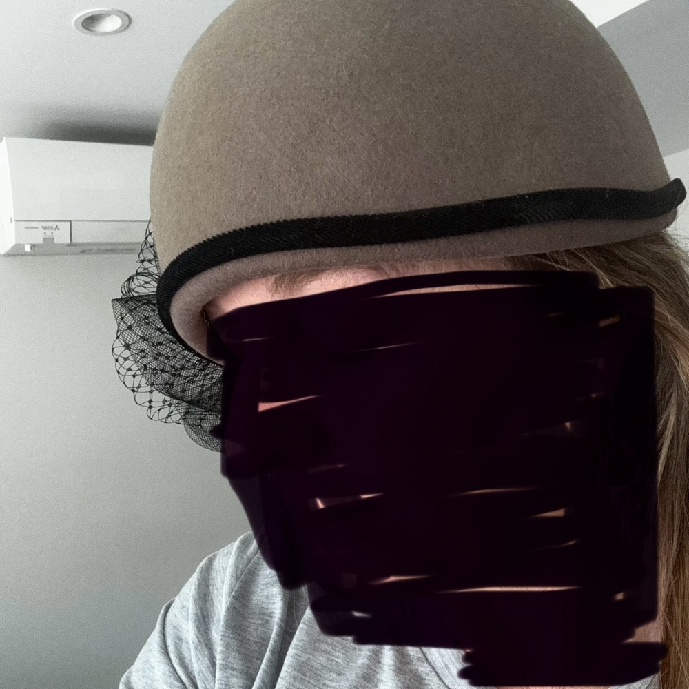 Elegant Brown and Black Women's Hat - Picture 5 of 5